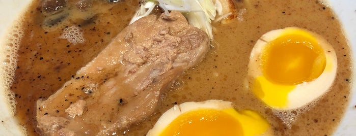 Sansotei Ramen is one of Alejandroさんのお気に入りスポット.