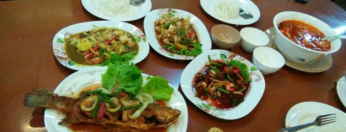 D'Mina Restaurant is one of Makan @ Kelantan #1.