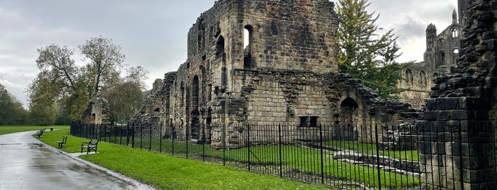 Kirkstall Abbey Park is one of Leeds.