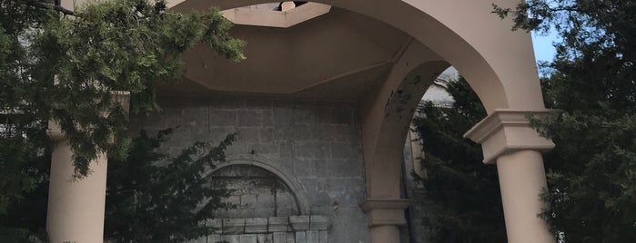 Армянская церковь Святого Никлая Чудотворца is one of Любимый Крым / Lovely Crimea.