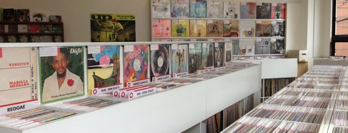STEREO RECORDS is one of Lieux qui ont plu à Yusuke.