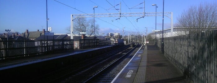 Witton Railway Station (WTT) is one of Tempat yang Disukai Elliott.