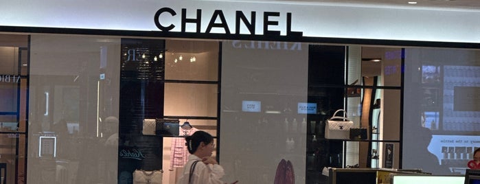 Chanel Fragrance & Beauty is one of Seoul.