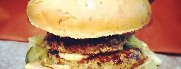 The Burger is one of Vikachy'ın Kaydettiği Mekanlar.