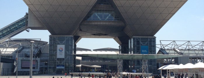 Tokyo Big Sight is one of モリチャン’s Liked Places.