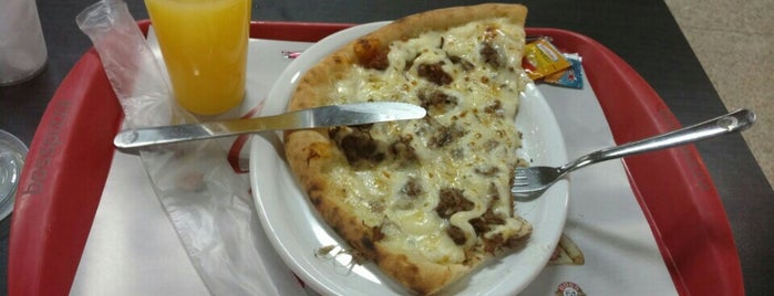 Boss Traditional Pizza is one of Prefeituras.