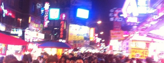 一中街商圈 is one of Taichung.