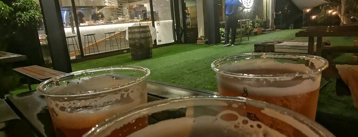 Taihu Taproom is one of Brooks'un Beğendiği Mekanlar.