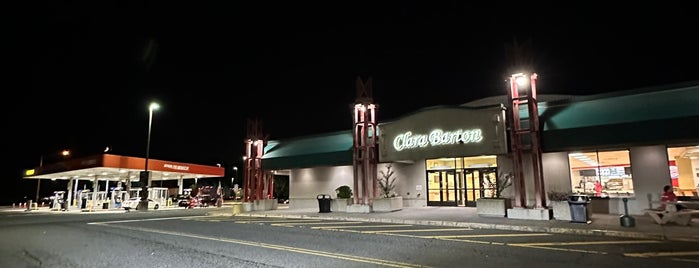 Clara Barton Service Area is one of Lugares favoritos de David.