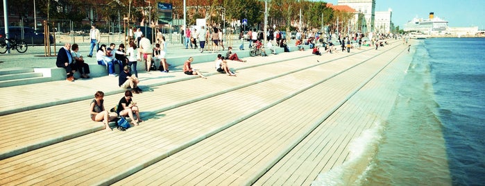 Ribeira das Naus is one of Lisbon.
