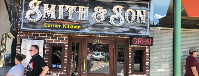 Smith & Son Corner Kitchen is one of Locais curtidos por nemo.