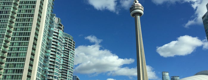 Downtown Toronto is one of Lieux sauvegardés par Kapil.
