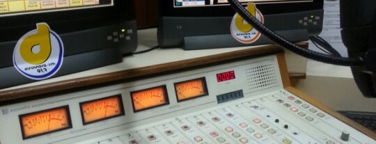 Difusora FM is one of Rádios.