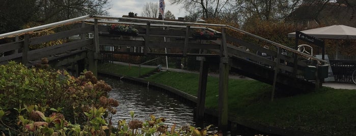 Giethoorn is one of Amsterdam2.