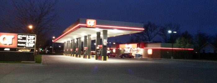 QuikTrip is one of La-Ticaさんのお気に入りスポット.