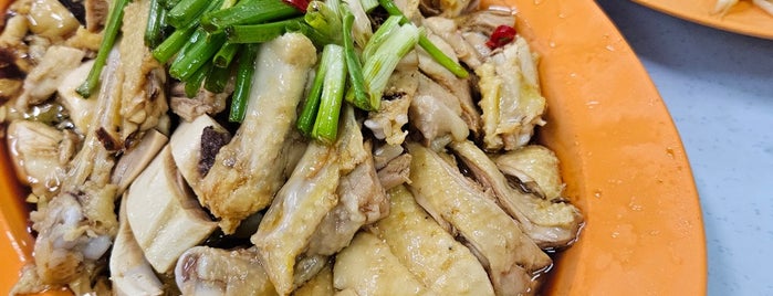 Buntong Taugeh Ayam is one of Ipoh Foods.