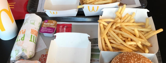 McDonald's is one of Poitiers.