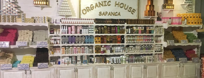 Organic House is one of Tempat yang Disukai Nurdan.
