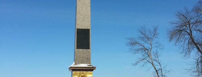 Обелиск в честь Минина и Пожарского is one of История, памятники, личности, площади.