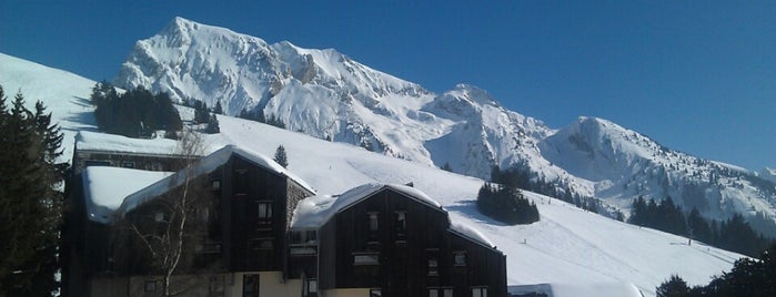 Col De Merdassier is one of Les 200 principales stations de Ski françaises.