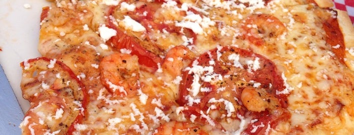 il Horno Pizzeria is one of Posti che sono piaciuti a Rocio.