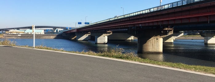 市川大橋 is one of サイクリング.