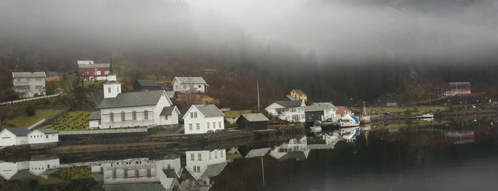 Fjordslottet is one of Фотография и всё что с ней связано.