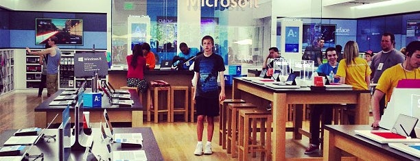 Microsoft Store is one of City Creek Center.