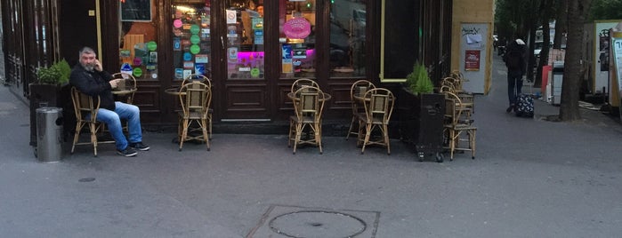 Zoco Bar is one of Bars de Paris avec Happy Hour.