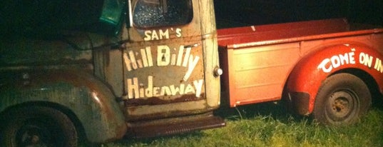 Hillbilly Hide-A-Way Restaurant is one of mullen nc.