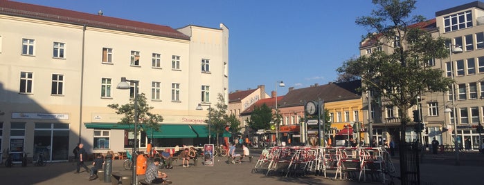 Antonplatz is one of short time visit.
