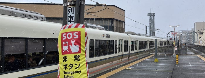 Nijo Station is one of 京都市営地下鉄 Kyoto City Subway.