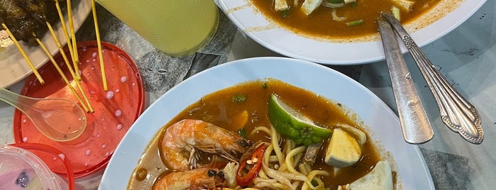 Mee Udang Sungai Dua is one of Penang.