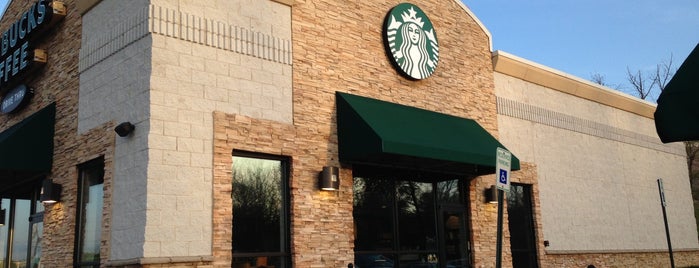 Starbucks is one of Tempat yang Disukai Jared.