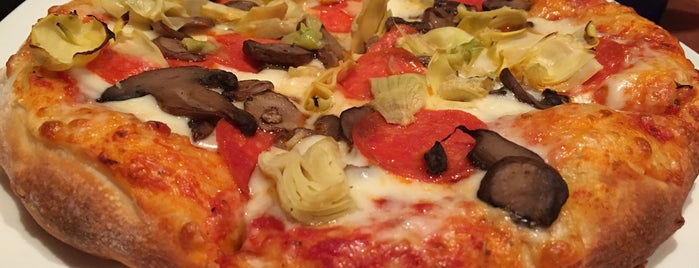 Del Ray Pizzeria is one of Del Ray Favorites.