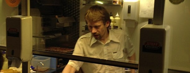 John's Hotdog Deli is one of Lugares favoritos de Mikkel Marius.