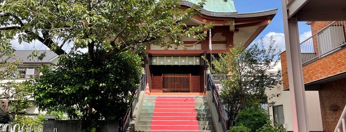 万作神社 is one of 世田谷区大田区品川区目黒区の神社.
