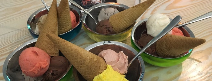 Gelato Lab | کارگاه جلاتو is one of A cafe to go.