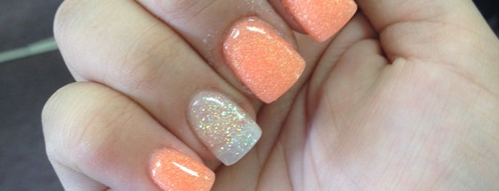 K Nails is one of Isabellaさんのお気に入りスポット.