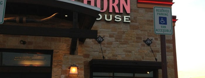 LongHorn Steakhouse is one of Tempat yang Disukai Audrey.