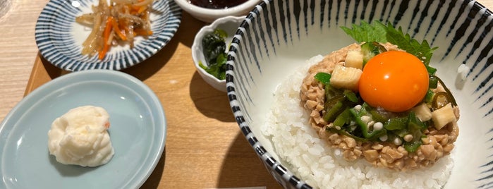 ※710 is one of Lunch near Honmachi, Ōsaka.