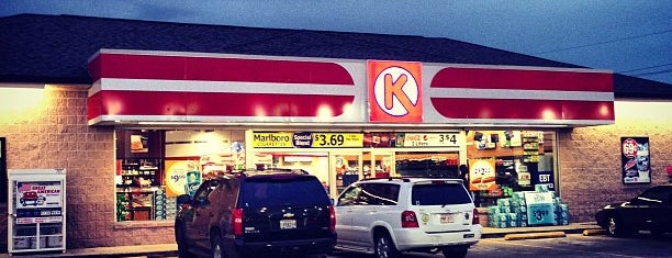 Circle K is one of ChrisTさんのお気に入りスポット.