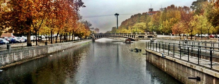 Calle de la Ribera del Manzanares is one of สถานที่ที่บันทึกไว้ของ Kimmie.