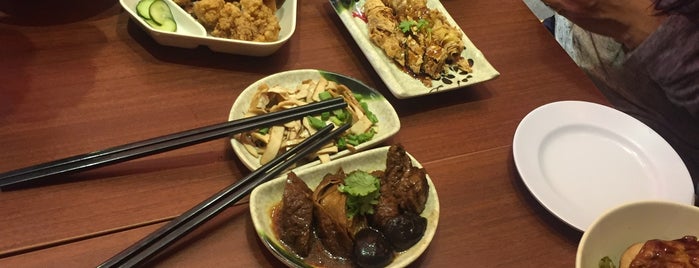 Lee's Taiwanese is one of Foods!.