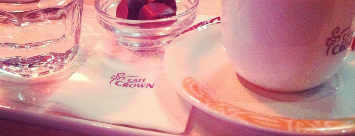 Café Crown is one of Ay malikanesi.