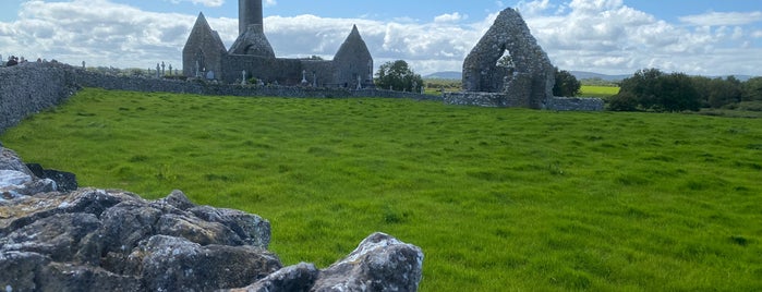 Kilmacduagh Cathedral Ruins is one of Gone 4.