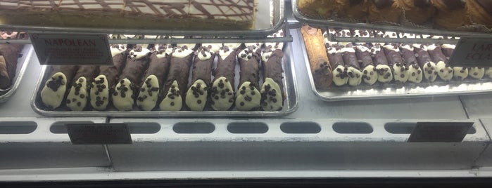 Veniero’s Pasticceria & Caffe is one of The 15 Best Places for Cannoli in New York City.