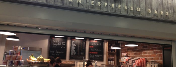 FCB - Artisan Espresso Bar is one of สถานที่ที่ Phil ถูกใจ.
