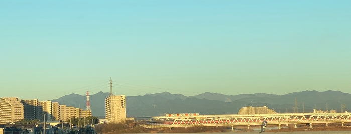 中央自動車道 多摩川橋 is one of 多摩川.