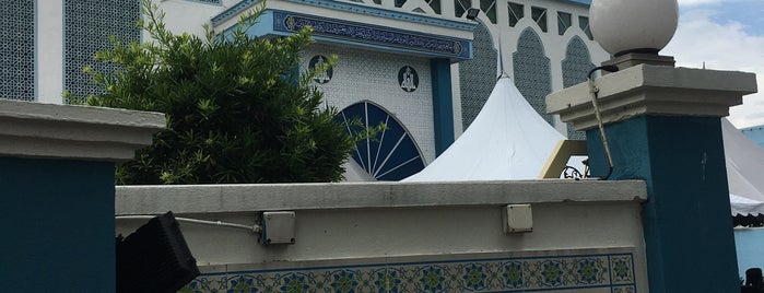 Masjid Al Zakirin is one of Masjid & Surau #5.
